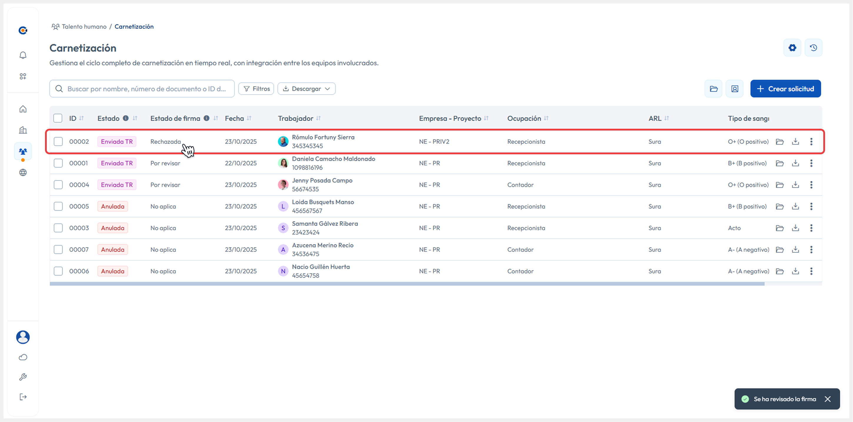 Vista principal apuntando al botón de Revisar > Revisar carnet