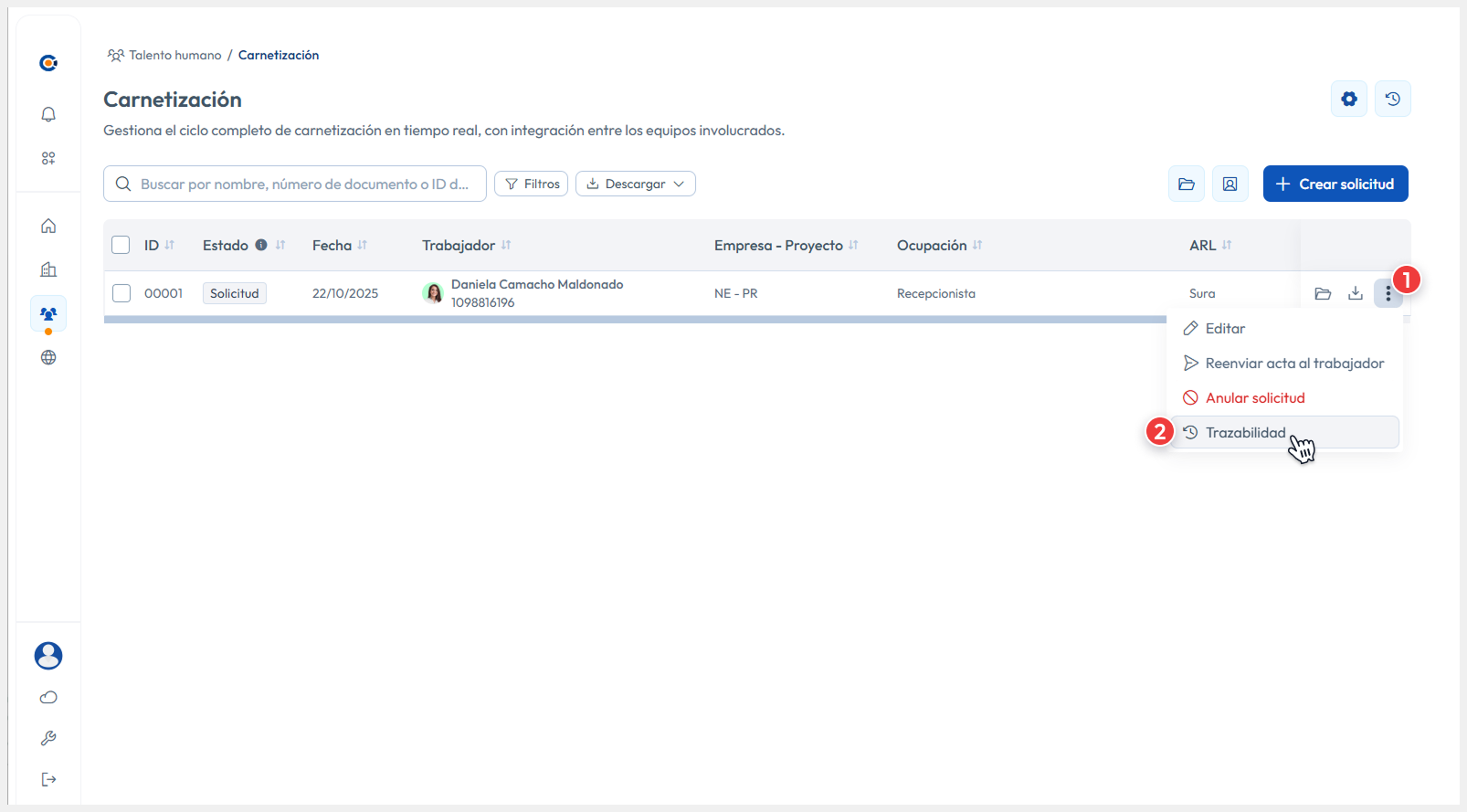 Vista principal apuntando al menú y seleccionando la opción de Trazabilidad